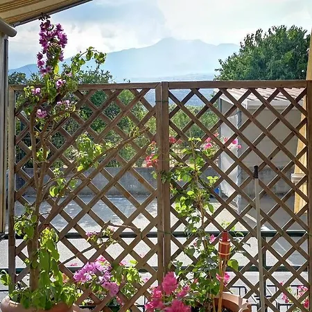 Apartamento Sea Garden, fronte mare con piscina Mascali Exterior foto