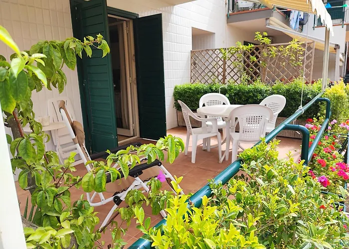 Sea Garden, Fronte Mare Con Piscina