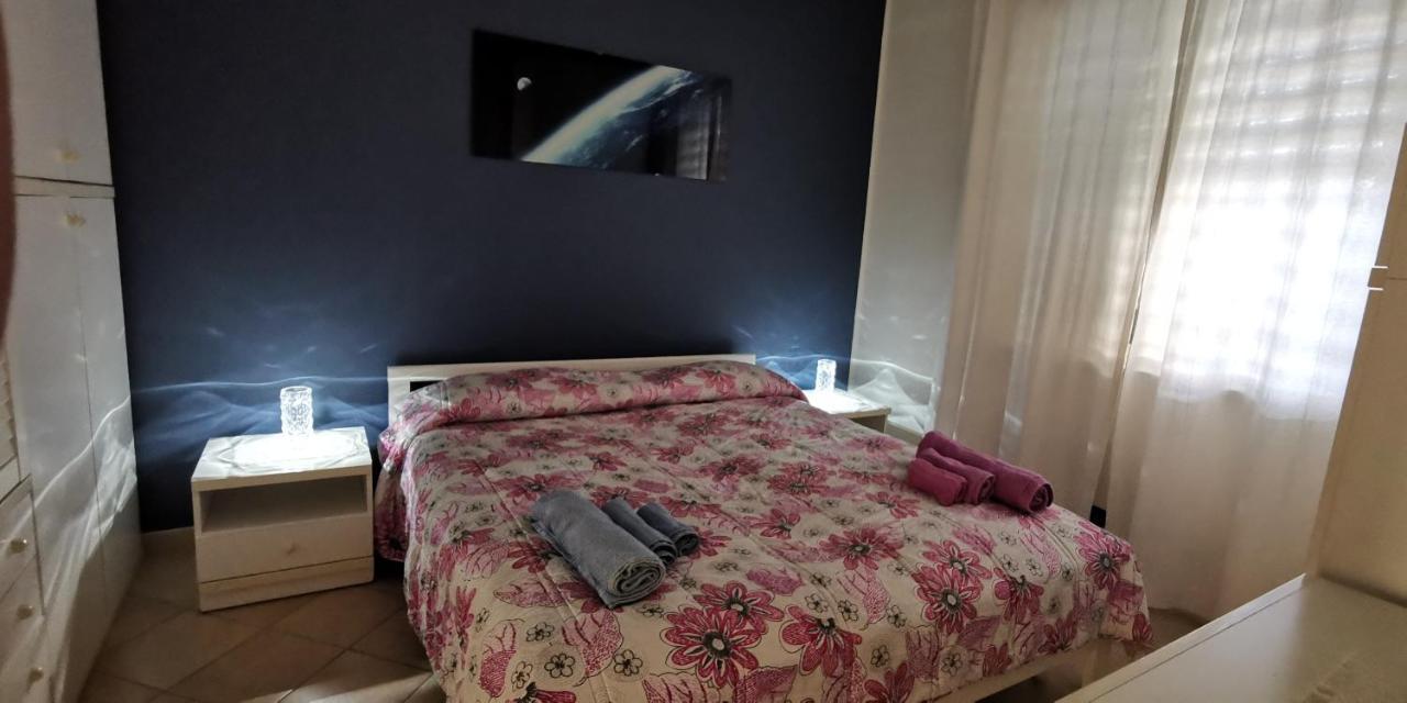 Sea Garden, Fronte Mare Con Piscina Apartment